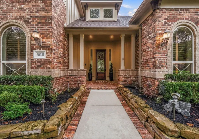 Photo 3 of Sale Pending at 25311 Bull Ridge Dr, Porter, TX 77365 | MLS# 91354768 | Listing updated on 2026-10-02