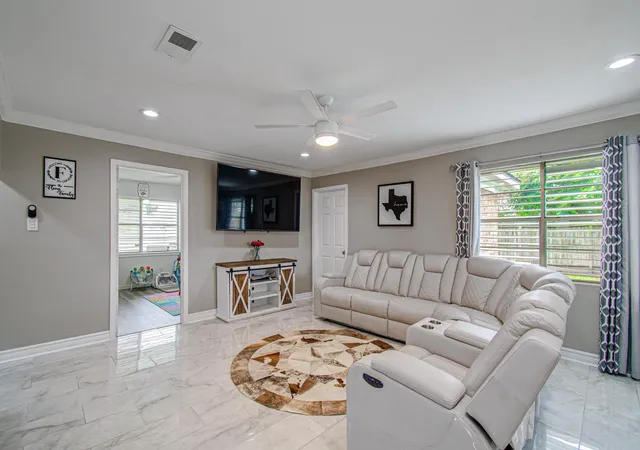 5th image of 2615 6Th Ave N, Texas City, TX 77590 | MLS# 72599915