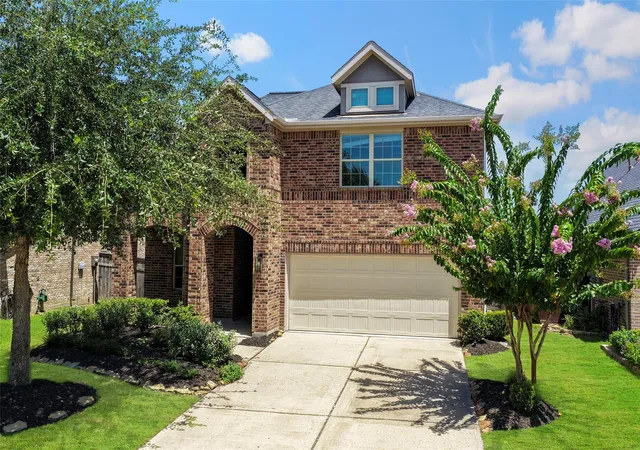 Photo 2 of Single family home for sale at 29126 Garden River Ct, Fulshear, TX 77441 | MLS# 32351273 | Listing updated on 2026-09-16