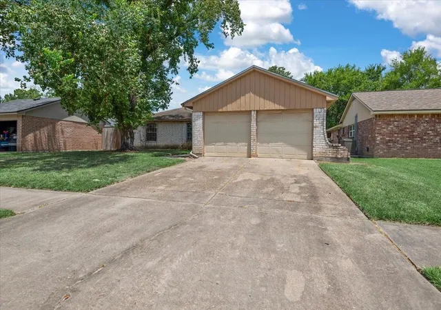 Photo 2 of Single family home for sale at 23114 Tree Bright Ln, Spring, TX 77373 | MLS# 12729019 | Listing updated on 2026-08-10