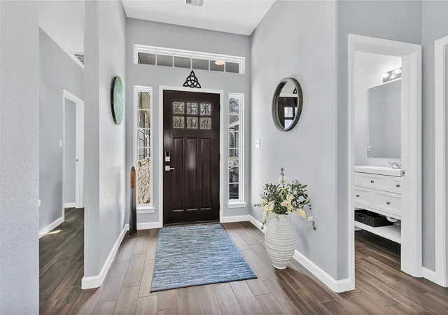 Photo 3 of Sale Pending at 1057 Magnolia Point Dr, Huffman, TX 77336 | MLS# 6791423 | Listing updated on 2026-09-15