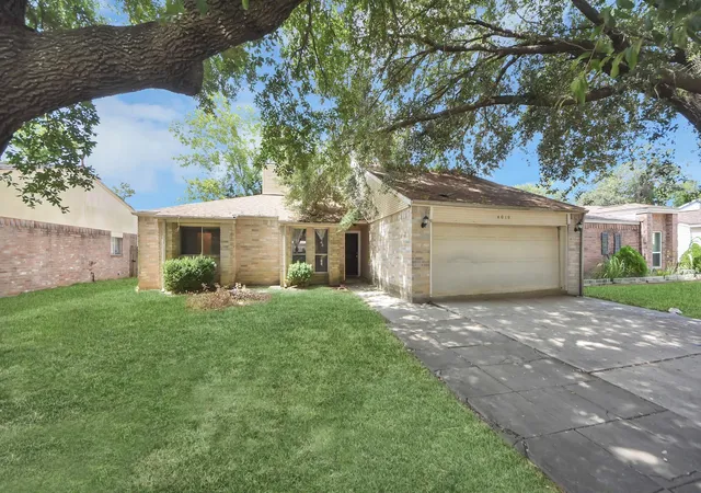 Photo 3 of Single family home for sale at 4019 Adonis Dr, Spring, TX 77373 | MLS# 41557784 | Listing updated on 2026-09-10