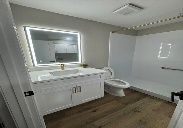 Photo 3 of Single family home for sale at 2514 33rd Avenue N, Texas City, TX 77590 | MLS# 87285085 | Listing updated on 2026-08-29