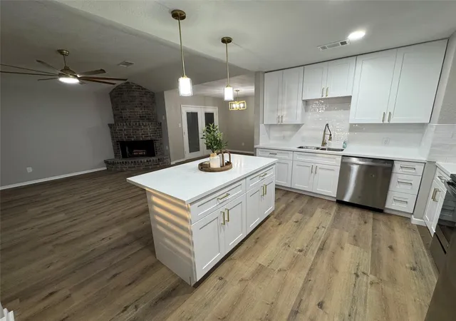Photo 4 of Single family home for sale at 2514 33rd Avenue N, Texas City, TX 77590 | MLS# 87285085 | Listing updated on 2026-08-29