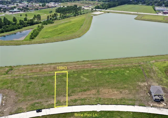 1st image of 16943 Brine Pool Ln, Crosby, TX 77532 | MLS# 32226911