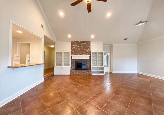 4th image of 12910 Ashford Chase Dr, Houston, TX 77082 | MLS# 91840875