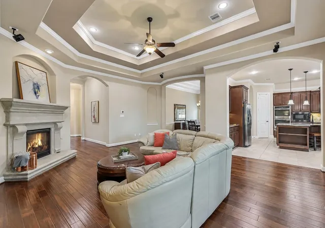 Photo 2 of Sale Pending at 1017 Bolivar Point Ln, Friendswood, TX 77546 | MLS# 11438355 | Listing updated on 2026-09-09