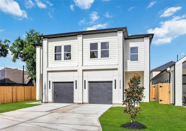 4th image of 7926 Jester St, Houston, TX 77051