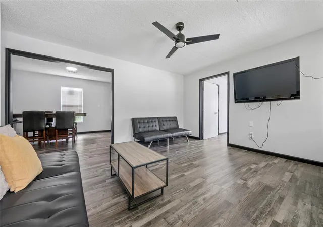 Photo 3 of Single family home for sale at 541 Trails End Dr, Cleveland, TX 77328 | MLS# 19878561 | Listing updated on 2026-08-21