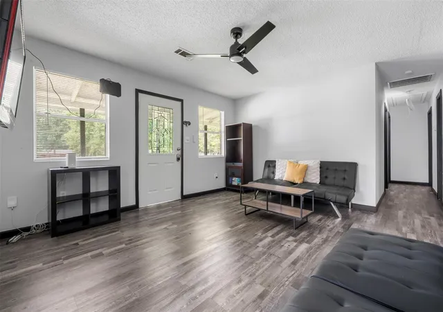 Photo 3 of Single family home for sale at 541 Trails End Dr, Cleveland, TX 77328 | MLS# 19878561 | Listing updated on 2026-09-25