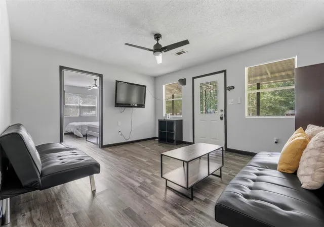 Photo 4 of Single family home for sale at 541 Trails End Dr, Cleveland, TX 77328 | MLS# 19878561 | Listing updated on 2026-09-25