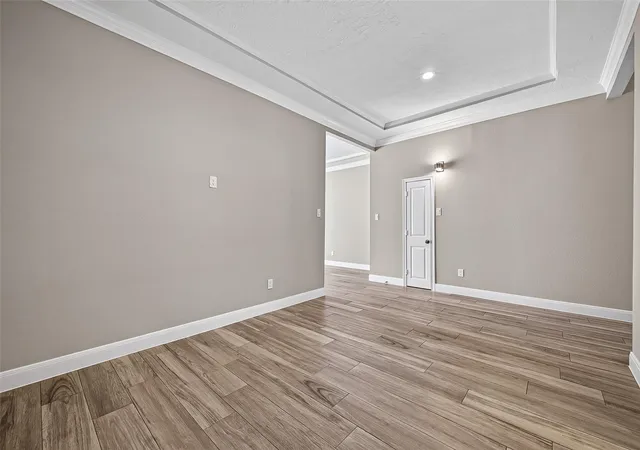 4th image of 608 N Eldridge Pkwy, Houston, TX 77079 | MLS# 38893864