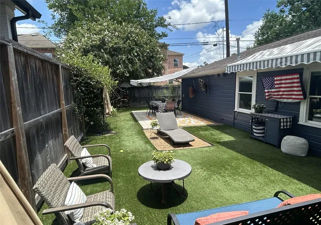 34th image of 4002 Drummond St, Houston, TX 77025 | MLS# 46622287