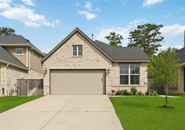 2nd image of 35432 Woodtrace Cir, Pinehurst, TX 77362 | MLS# 86723016