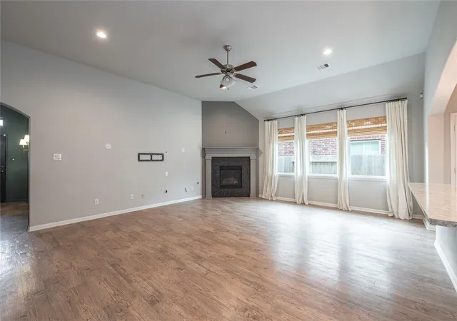 Photo 4 of Single family home for sale at 1851 Belle Pl, Alvin, TX 77511 | MLS# 40650755 | Listing updated on 2026-09-10