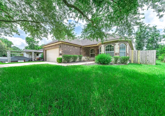 Photo 3 of Single family home for sale at 3922 Faulkner St, Houston, TX 77021 | MLS# 1055508 | Listing updated on 2026-08-15