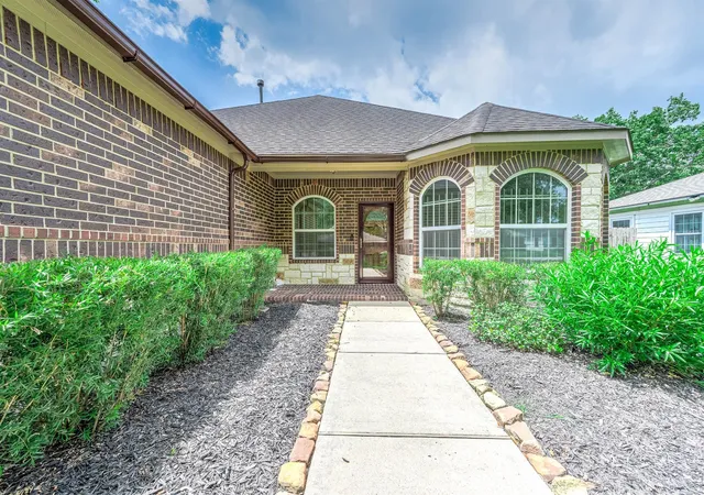 Photo 3 of Single family home for sale at 3922 Faulkner St, Houston, TX 77021 | MLS# 1055508 | Listing updated on 2026-08-15