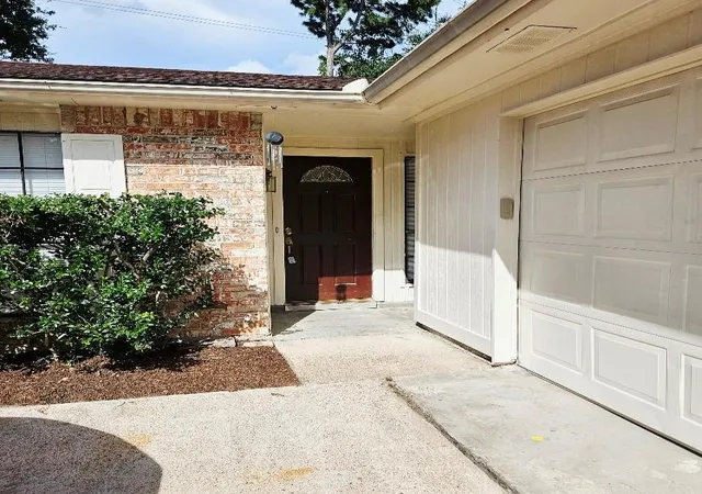 Photo 3 of Single family home for sale at 18214 Mantana Dr, Spring, TX 77388 | MLS# 68634038 | Listing updated on 2026-08-15