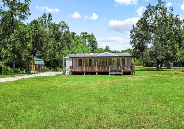 2nd image of 20220 Plaza Cir, Crosby, TX 77532 | MLS# 53629992