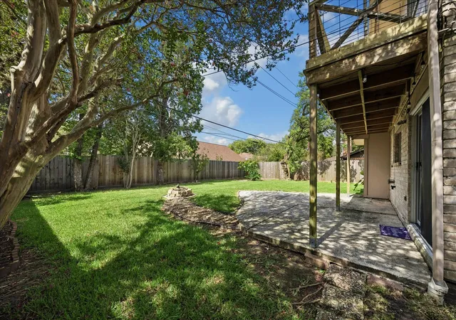 5th image of 813 Lakeview Dr, Sugar Land, TX 77498 | MLS# 19633158