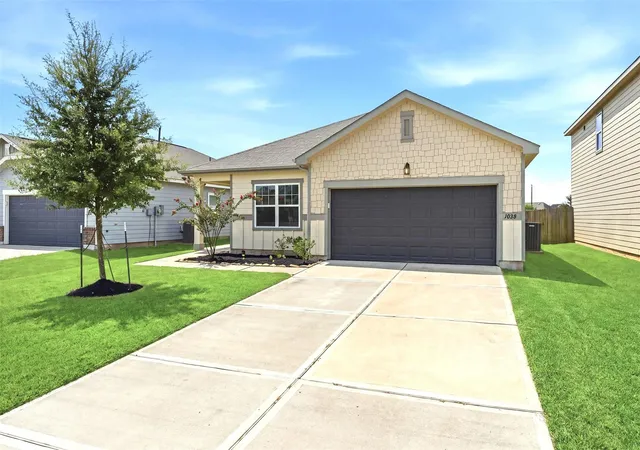 1st image of 1028 Long Bay Ct, Brookshire, TX 77423 | MLS# 24980640