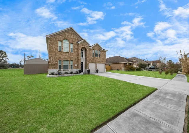 Photo 3 of Single family home for sale at 7642 Pheasant Run Ln, Humble, TX 77396 | MLS# 91117999 | Listing updated on 2026-08-15