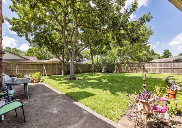 38th image of 15178 Diana Ln, Houston, TX 77062 | MLS# 23061031
