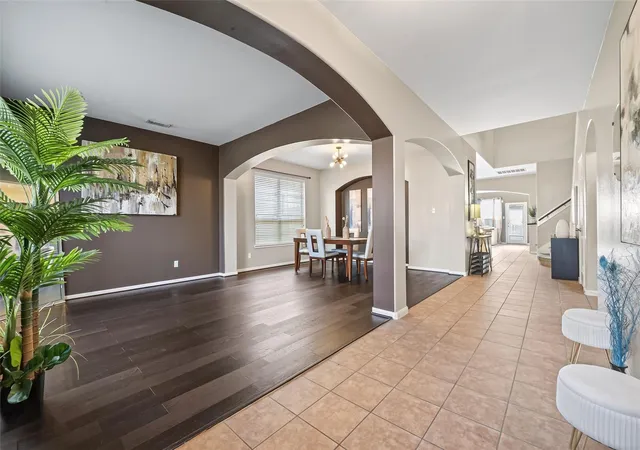Photo 3 of Sale Pending at 5818 Beeston Ln, Houston, TX 77084 | MLS# 4547750 | Listing updated on 2026-09-20