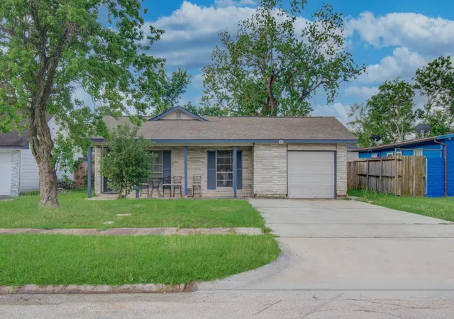 Photo 4 of Single family home for sale at 510 Roper St, Houston, TX 77034 | MLS# 60436274 | Listing updated on 2026-08-14