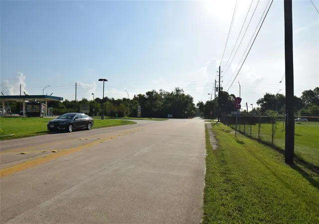Photo 1 of Land for sale at 4225 Fellows Blvd, Houston, TX 77047 | MLS# 54682830 | Listing updated on 2026-08-13