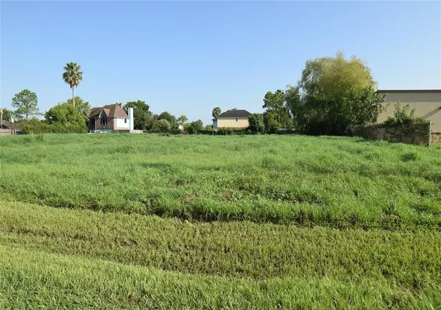 Photo 2 of Land for sale at 4225 Fellows Blvd, Houston, TX 77047 | MLS# 54682830 | Listing updated on 2026-08-13