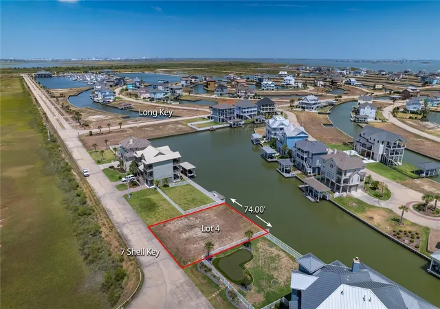 3rd image of 7 Shell Key, Hitchcock, TX 77563 | MLS# 31634401