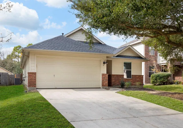 2nd image of 31 Bark Bend Pl, Conroe, TX 77385 | MLS# 26150425