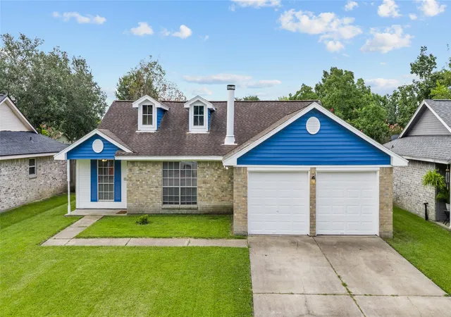 1st image of 3105 Wood Fox Dr, Alvin, TX 77511 | MLS# 84640498