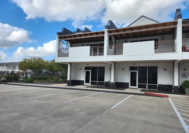 Photo 3 of Condo for sale at 9788 Clarewood Dr #110, Houston, TX 77036 | MLS# 5216989 | Listing updated on 2026-08-21