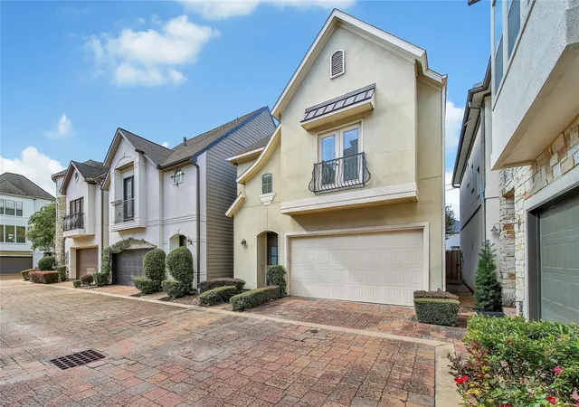2nd image of 1113 Sherwood Trl, Houston, TX 77043 | MLS# 49110205