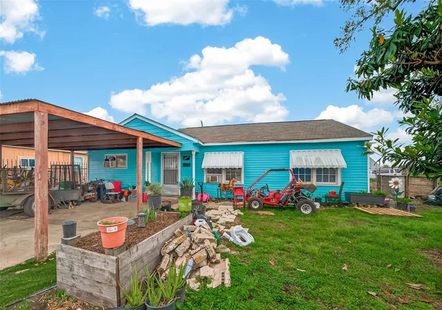 1st image of 7355 Iwo Jima Rd, Houston, TX 77033 | MLS# 88345865