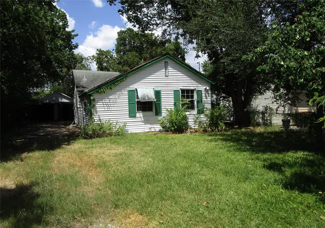 1st image of 1306 Pershing St, Baytown, TX 77520 | MLS# 65846422