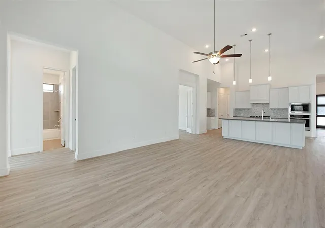 Photo 4 of Single family home for sale at 23017 Pearl Lakes Ct, Porter, TX 77365 | MLS# 93736397 | Listing updated on 2026-09-02