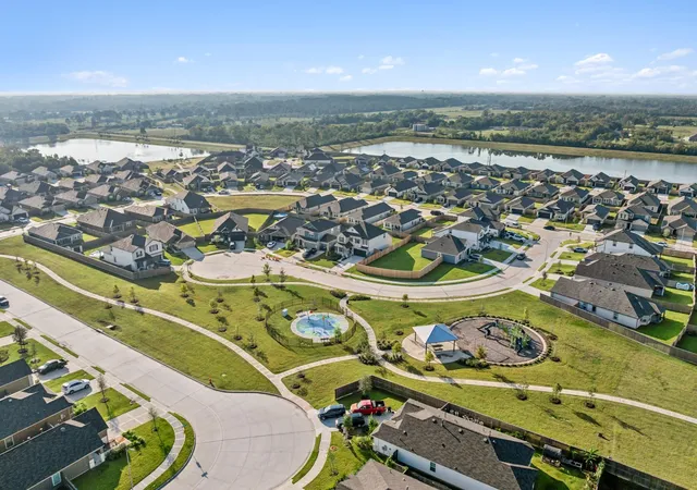 28th image of 1102 Radiant Av Ave, La Marque, TX 77568 | MLS# 20726432