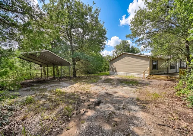 3rd image of 406 E Lois Ln, Somerville, TX 77879 | MLS# 32192726