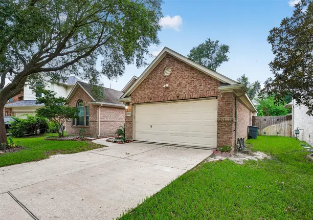 Photo 4 of Single family home for sale at 12618 Spring Music Dr, Houston, TX 77065 | MLS# 41248882 | Listing updated on 2026-09-09
