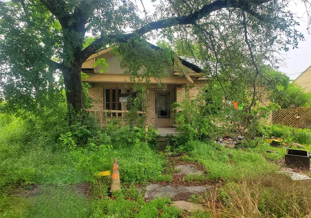 Photo 1 of Single family home for sale at 8065 Delwood St, Houston, TX 77087 | MLS# 20668242 | Listing updated on 2026-09-16