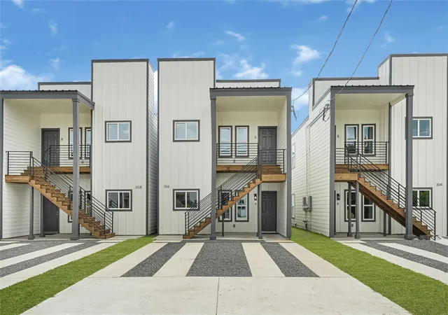 1st image of 305 Bolden St, Houston, TX 77029 | MLS# 43236568