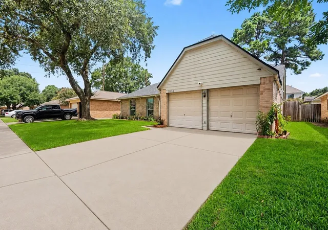 Photo 1 of Single family home for sale at 19814 Redroot Dr, Houston, TX 77084 | MLS# 38594199 | Listing updated on 2026-09-20