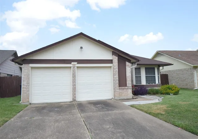 1st image of 12322 Tambourine Dr, Stafford, TX 77477 | MLS# 97496512