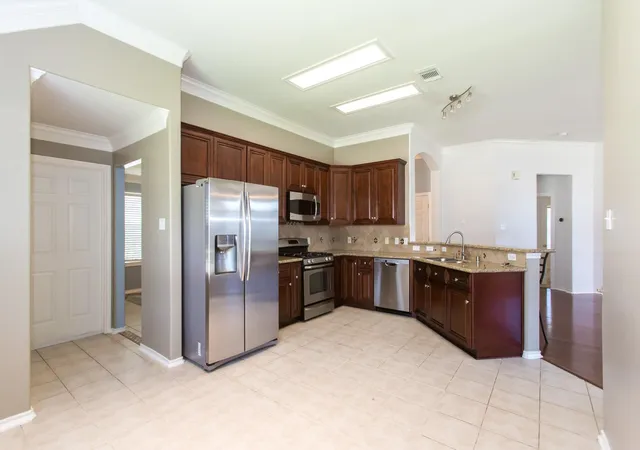5th image of 19702 Fawns Crossing Dr, Tomball, TX 77375 | MLS# 26006686
