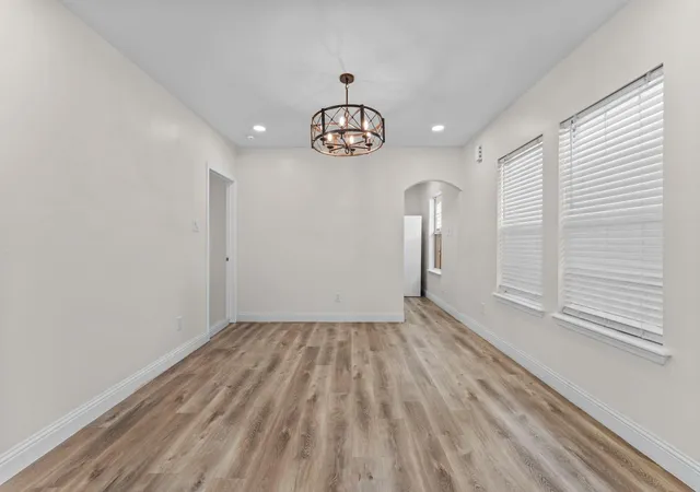 4th image of 1435 N Durham Dr, Houston, TX 77008 | MLS# 18528159