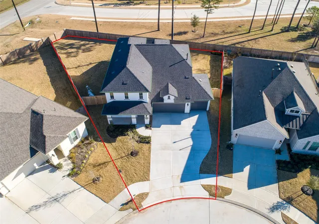 3rd image of 1911 Hickory Grove Ln, Tomball, TX 77375 | MLS# 98869362