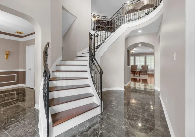 Photo 3 of Single family home for sale at 22118 Oakcreek Holw Ln, Katy, TX 77450 | MLS# 21365467 | Listing updated on 2026-10-10